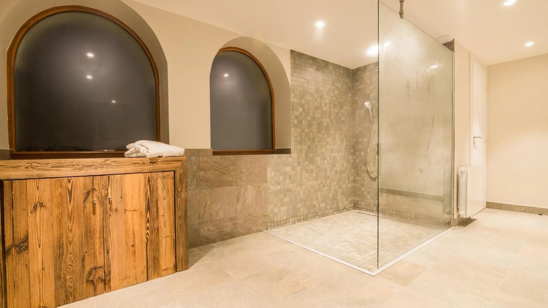 Nice Chalet With Fireplace In Megeve Praz-sur-Arly